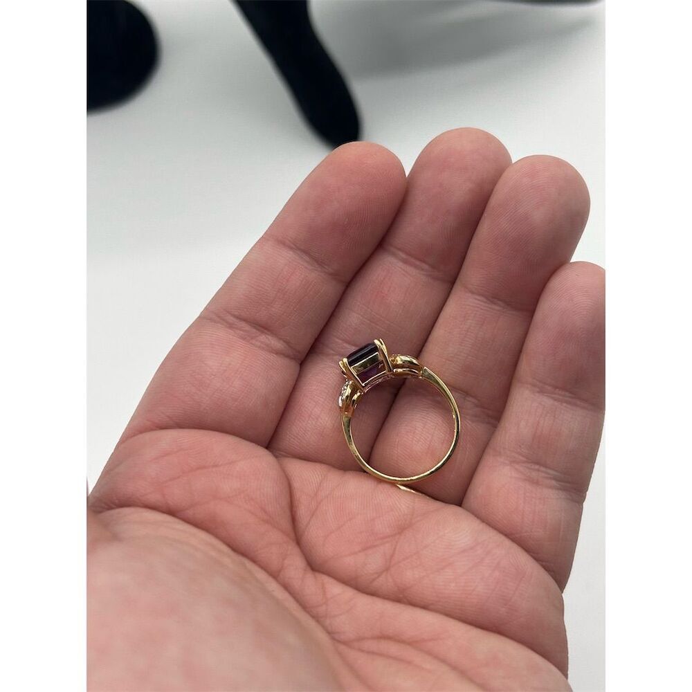 Vintage 10K Yellow Gold Amethyst & Diamond Cocktail Ring Size 7 - Picture 5 of 5